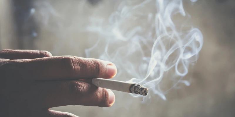 Thói quen hút thuốc lá là yếu tố nguy cơ hàng đầu