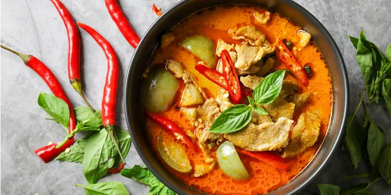 Ung thư thanh quản kiêng ăn gì? Cần kiêng những món ăn cay, nhiều gia vị