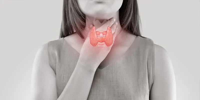 Bệnh ung thư tuyến giáp có lây không