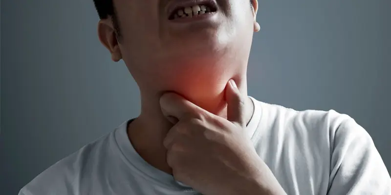 Ung thư vòm họng là một dạng ung thư ác tính xuất phát từ các tế bào biểu mô