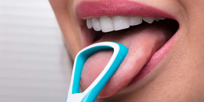 Giữ gìn vệ sinh răng miệng là biện pháp hỗ trợ kéo dài thời gian sống cho bệnh nhân ung thư lưỡi giai đoạn cuối