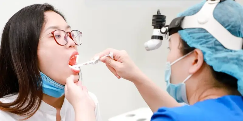 Sinh thiết cũng là biện pháp ung thư khoang miệng