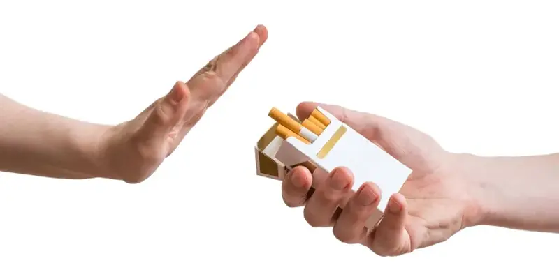 Bỏ hút thuốc giúp phòng ngừa ung thư lưỡi hiệu quả