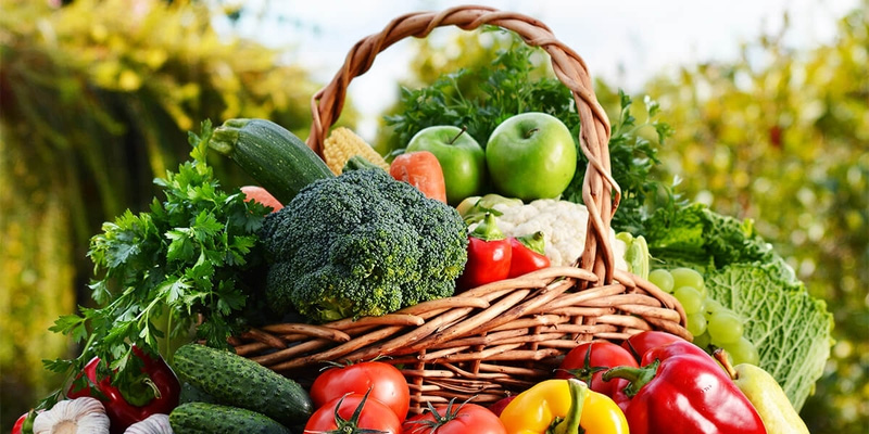 Ăn nhiều rau quả và trái cây giúp cơ thể đẩy lùi sự phát triển của tế bào ung thư