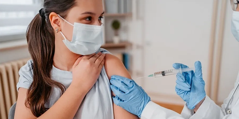 Tiêm vắc xin HPV đúng lứa tuổi giúp giảm đáng kể nguy cơ ung thư cổ tử cung