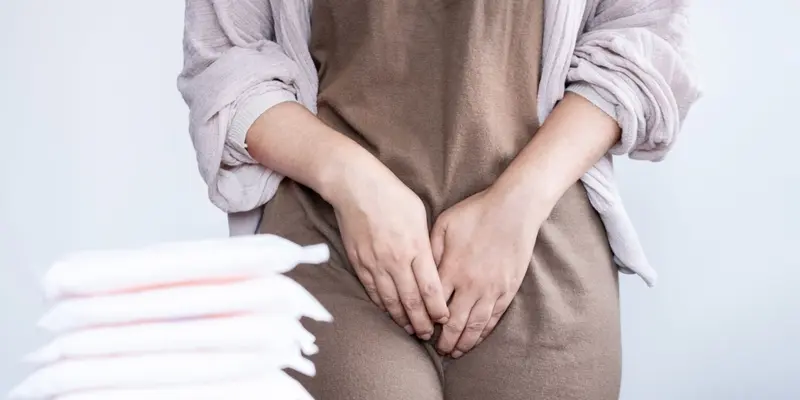 Ngứa dai dẳng ở vùng âm hộ có thể là triệu chứng của ung thư âm hộ