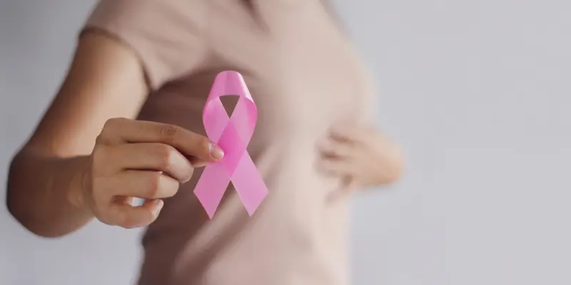 Phát hiện sớm dấu hiệu ung thư vú giai đoạn 2 giúp tăng hiệu quả điều trị và kiểm soát bệnh