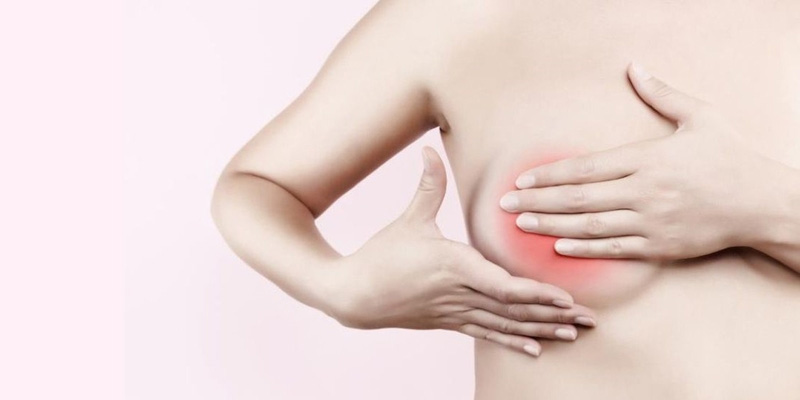 Ngực bị xệ, mức độ phì đại càng lớn thì độ sa xệ càng nặn