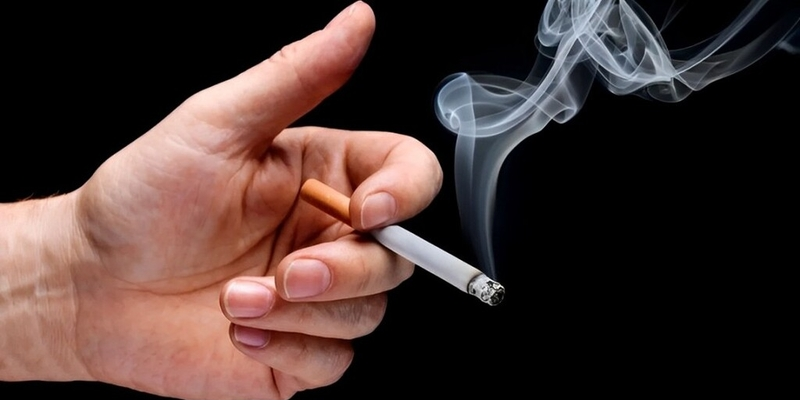 Hút thuốc lá làm tăng nguy cơ mắc ung thư bàng quang