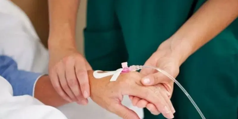 Sử dụng hóa trị giúp tiêu diệt các tế bào ung thư