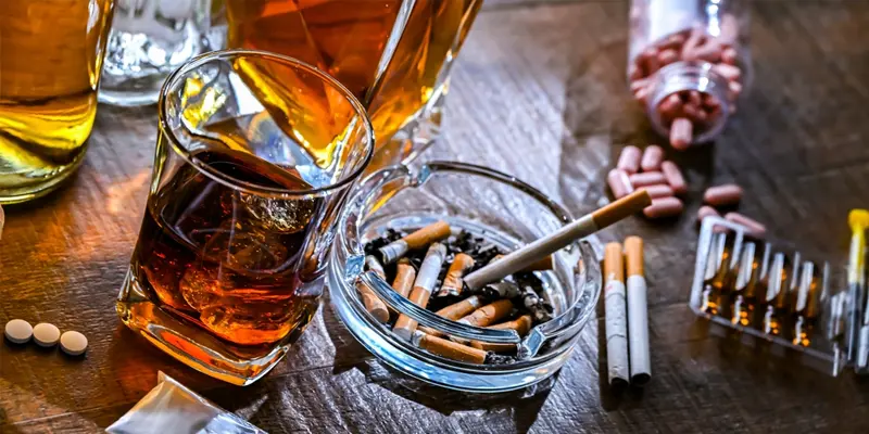 Lạm dụng rượu bia nhiều sẽ gây ra ung thư vòm họng