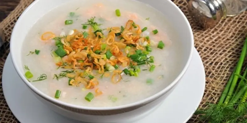 Người bệnh nên ăn cháo sau phẫu thuật