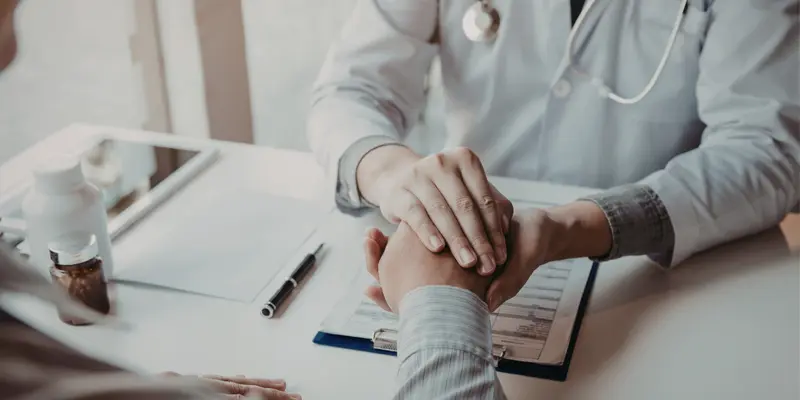 Người bệnh cần chuẩn bị đúng cách và tuân thủ hướng dẫn của bác sĩ khi thực hiện xét nghiệm ung thư vú