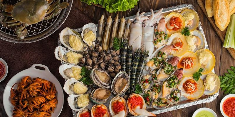 Bệnh nhân ung thư phổi nên giảm tiêu thụ đồ hải sản