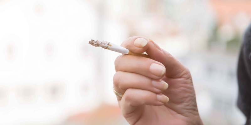 Sử dụng thuốc lá là nguyên nhân chính dẫn đến ung thư phổi