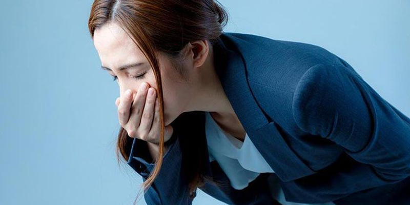 Bệnh nhân di căn xương thường xuyên cảm thấy buồn nôn