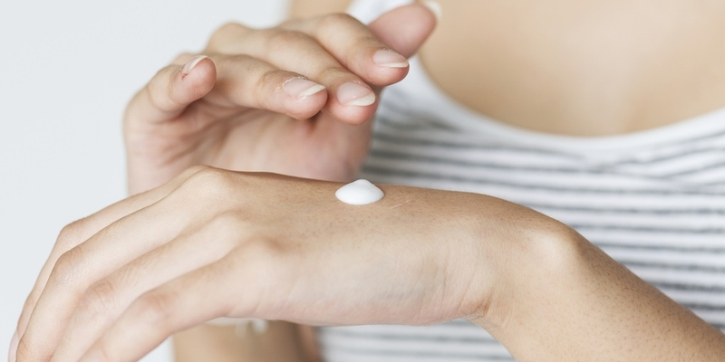 Hóa trị trong điều trị ung thư da sẽ được kê đơn dưới dạng kem bôi ngoài da