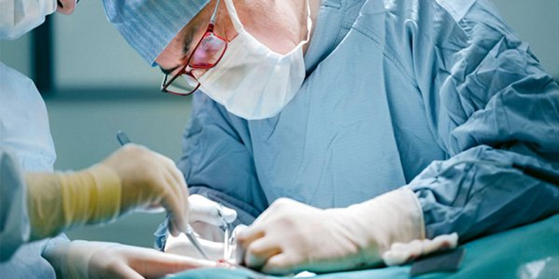 Phẩu thuật là lựa chọn trong điều trị ung thư não