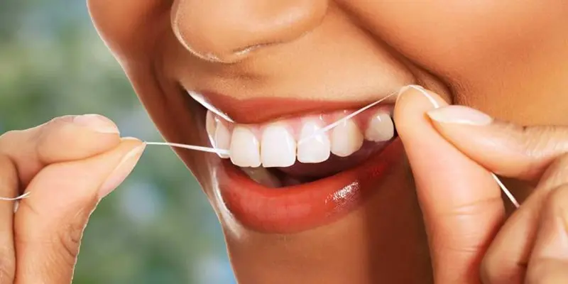 Chăm sóc vệ sinh răng mỗi ngày là cách phòng ngừa bệnh nhiệt miệng và ung thư lưỡi