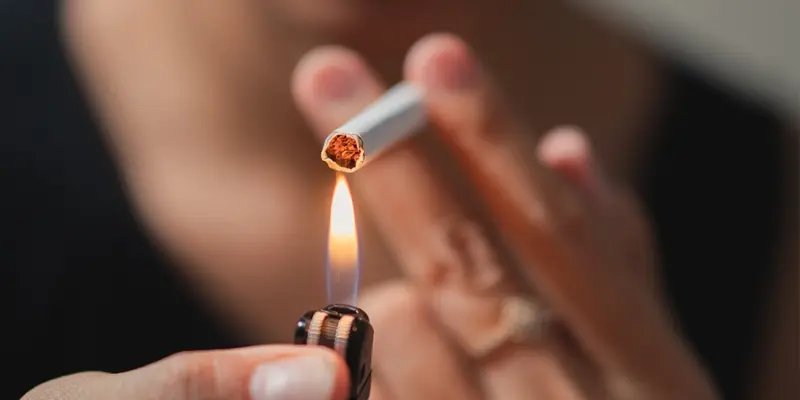 Phòng ngừa ung thư thanh quản hiệu quả bằng cách từ boe thuốc lá