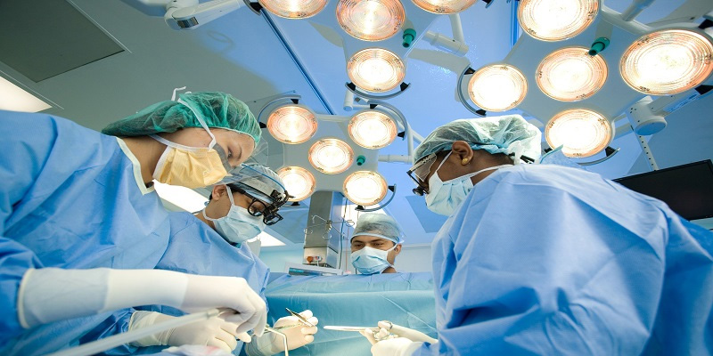 Quy trình phẫu thuật bóc u xơ tuyến vú