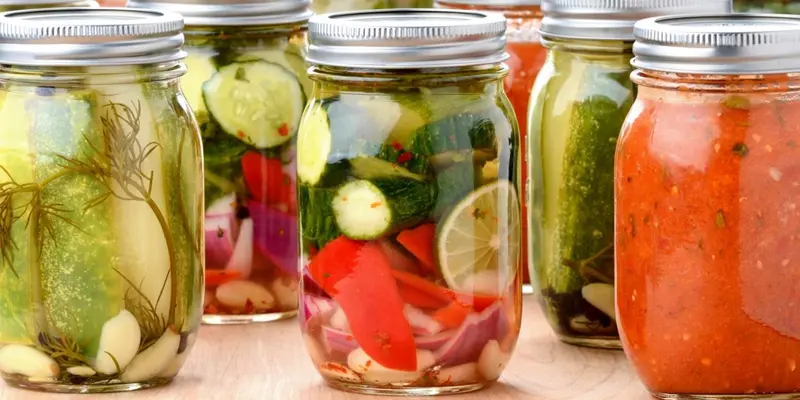 Thức ăn lên men sẽ trả lời cho câu hỏi ung thư não nên kiêng ăn gì