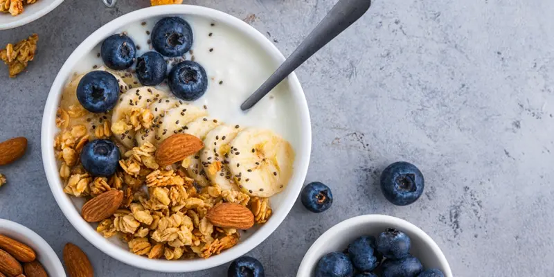 Thực đơn buổi trưa, tối cho bệnh nhân ung thư lưỡi như cháo, salad và các món tráng miệng