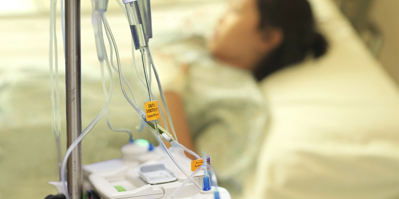 Điều trị ung thư cổ tử cung giai đoạn cuối gặp nhiều khó khăn