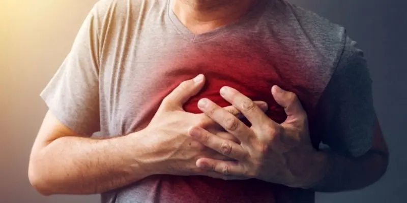 Đau ngực là triệu chứng gợi ý bệnh lý di căn phổi