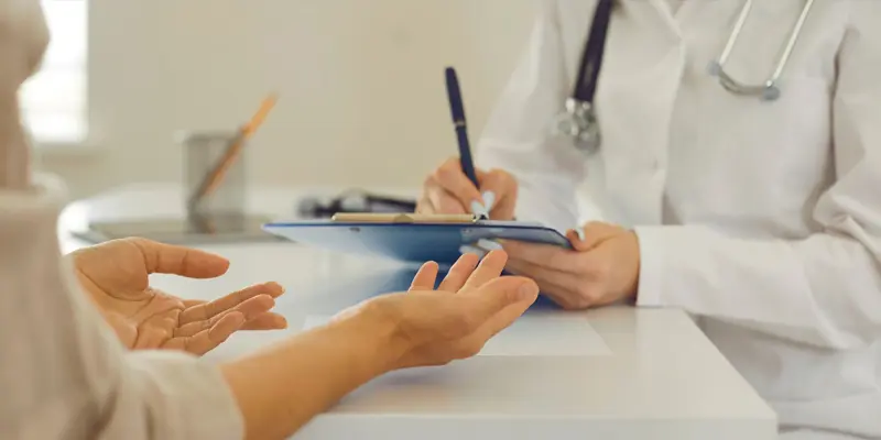 Hãy đến gặp bác sĩ sớm để được chẩn đoán và điều trị kịp thời