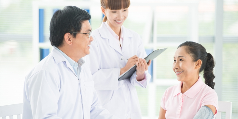 Thường xuyên kiểm tra sức khỏe giúp bạn phòng tránh các bệnh lý có thể xảy ra