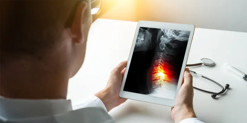 Xạ trị và hóa trị là những phương pháp điều trị ung thư tủy sống