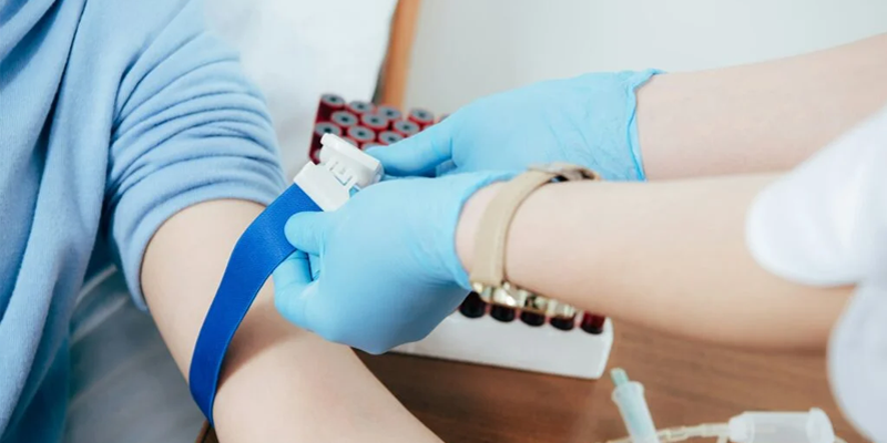 Nhiều người thắc mắc xét nghiệm máu có phát hiện ung thư cổ tử cung không