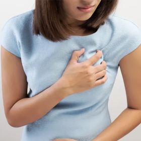 Carcinom tuyến vú: Nguyên nhâ, mức độ nguy hiểm và cách điều trị