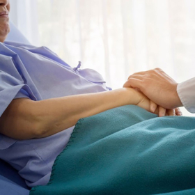 Cách chăm sóc bệnh nhân ung thư não đúng cách tại nhà