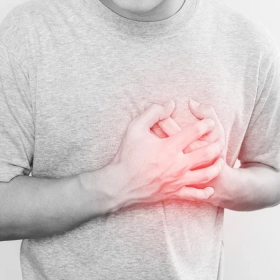 Dấu hiệu ung thư vú ở nam giới: Cách nhận biết sớm để điều trị kịp thời