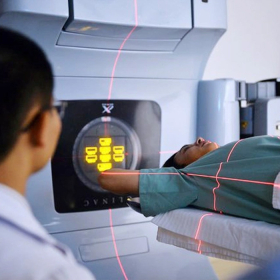 Phương pháp điều trị ung thư vú giai đoạn 2 như thế nào?