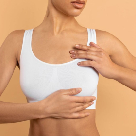 Nang vú có nguy hiểm không? Điểm mặt nguyên nhân gây ra nang vú