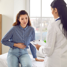 Tầm soát ung thư cổ tử cung có đau không? Một số lưu ý bạn cần biết