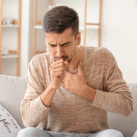 Ung thư phổi ho ra máu là gì? Triệu chứng cảnh báo nguy hiểm