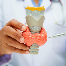 Ung thư tuyến giáp có chữa được không? Các phương pháp điều trị hiện nay