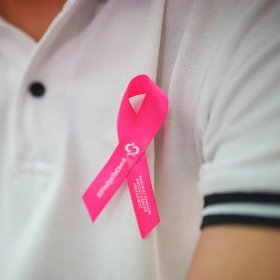 Vú nam có cục cứng đau là bệnh gì? Nguyên nhân, chẩn đoán và điều trị